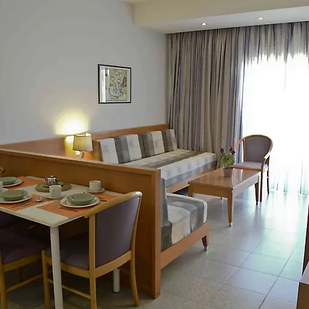 Hotel Athena 3*