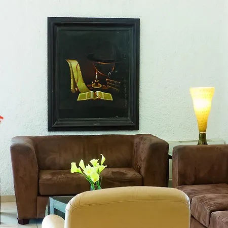 Hotel Athena 3*