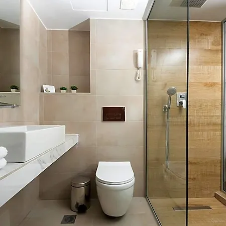 Hotel Athena